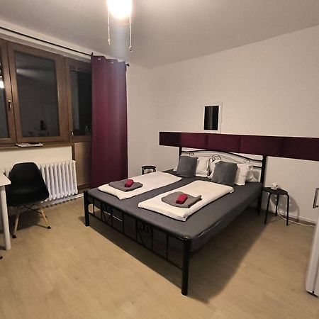 Ferienwohnung Penzion U Jezu - Ubytovani Pasohlávky Exterior foto