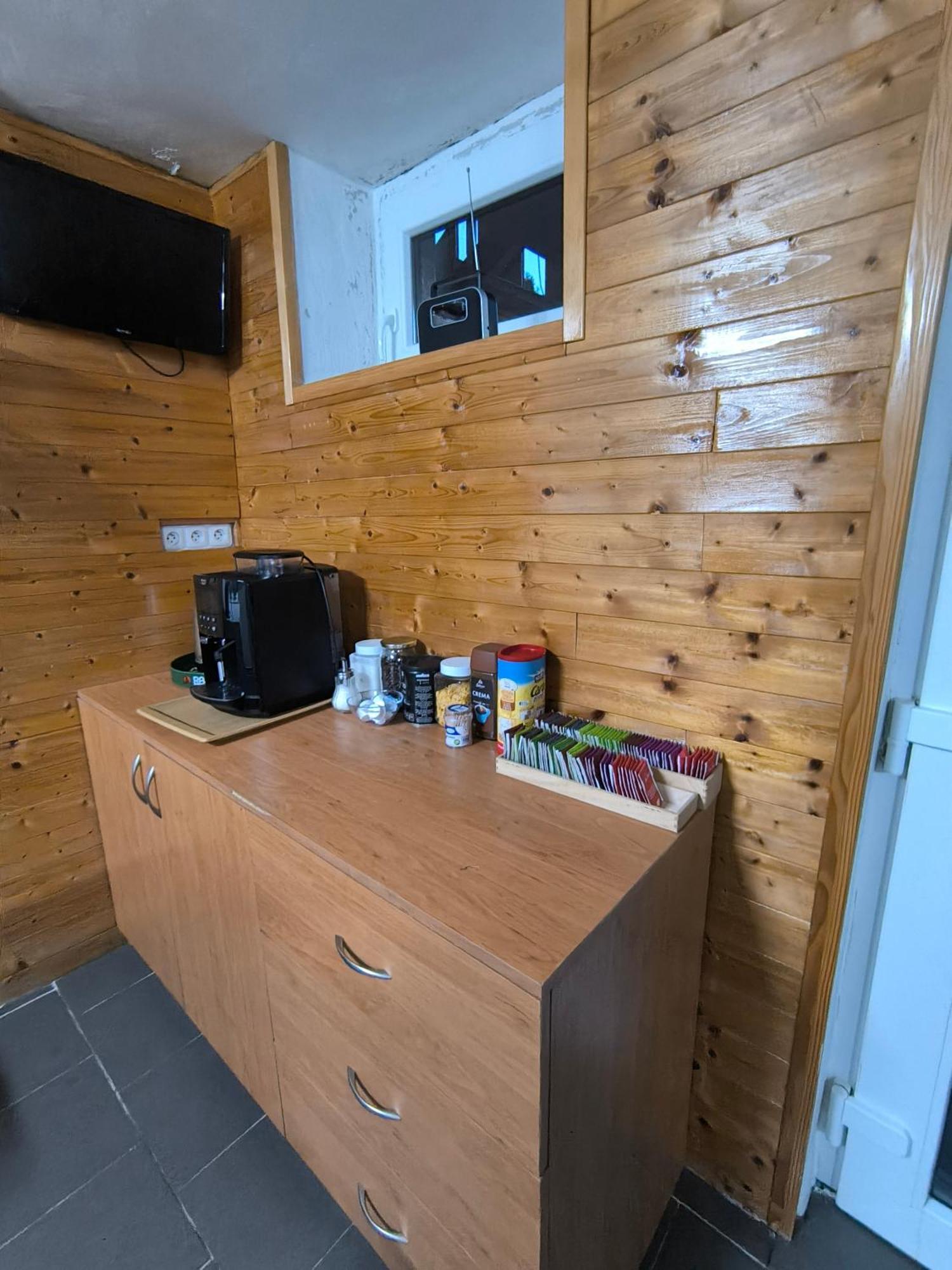 Ferienwohnung Penzion U Jezu - Ubytovani Pasohlávky Exterior foto