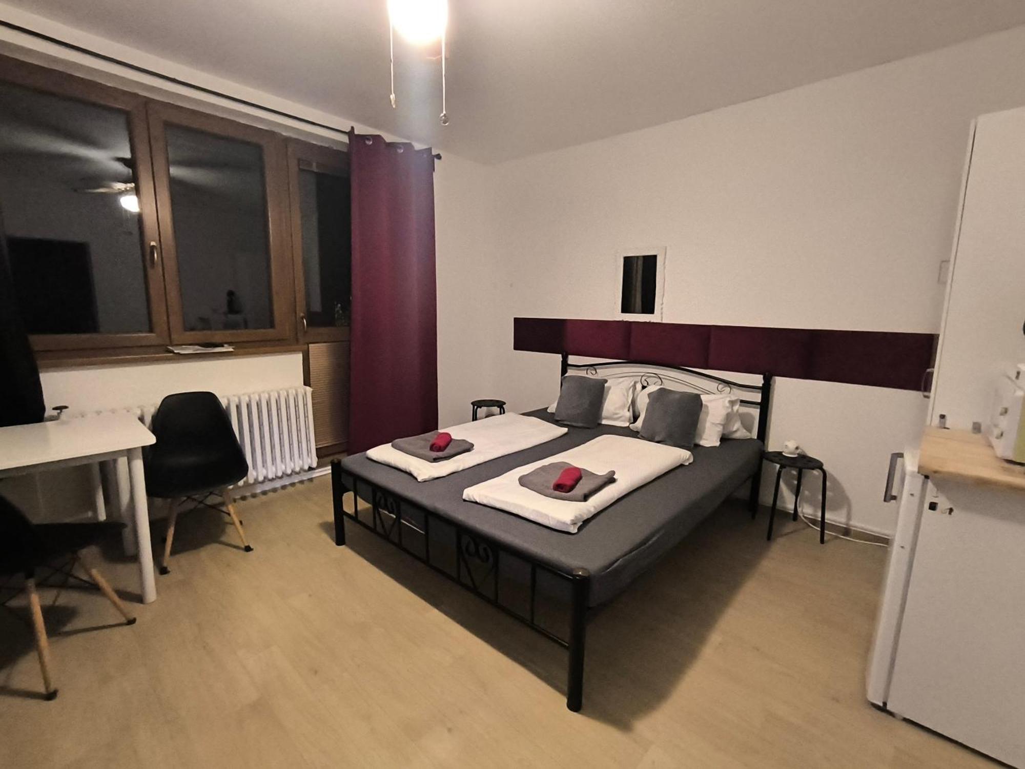 Ferienwohnung Penzion U Jezu - Ubytovani Pasohlávky Exterior foto